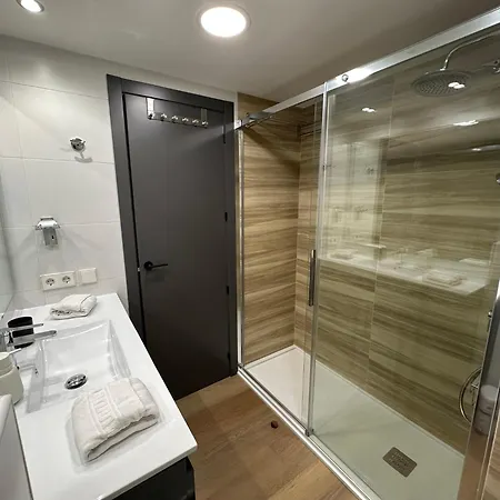 Luxury Frontal Al Mar Benalbeach Apartment