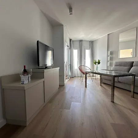 Apartamento Luxury Frontal Al Mar, Benalbeach